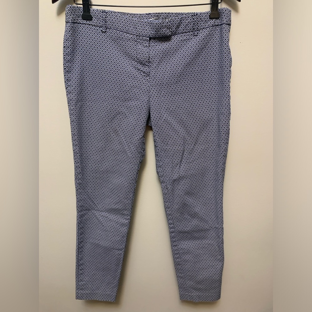 Kenar Blue and Black small patterned Capris